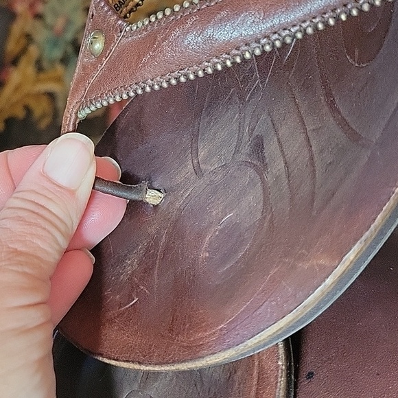 Frye Jessica leather beaded flip flops brown 10 - Picture 8 of 8